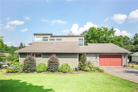 1606 Keowee Lakeshore Drive