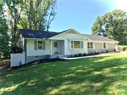 404 Little John Trail sold home in Sherwood Forest, Anderson, SC