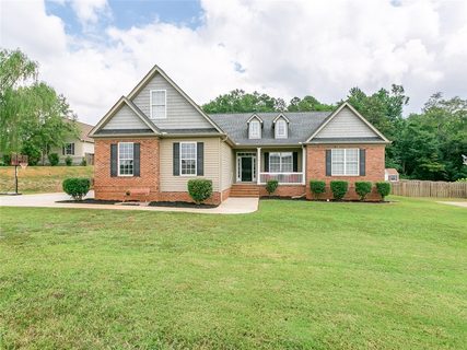 119 Prestwick Drive