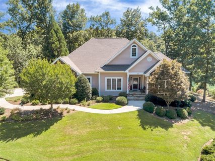 127 Woods Drive West Union