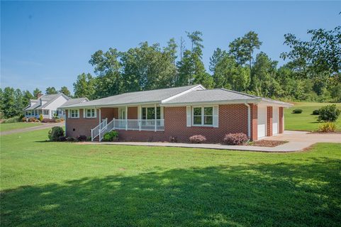 802 Dalton Road