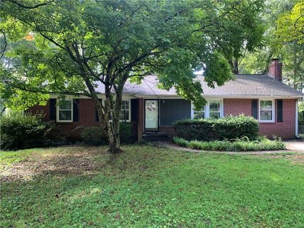 209 Maple Boulevard
