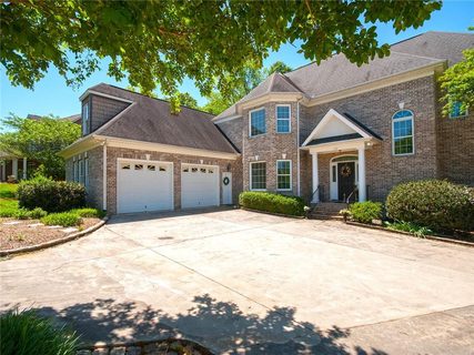 113 Huntcliff Court sold home in Hawthorne Ridge, Easley, SC
