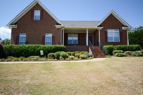 104 Carnoustie Circle