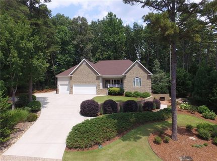 161 South Oak Pointe Drive sold home in South Oak Point, Seneca, SC