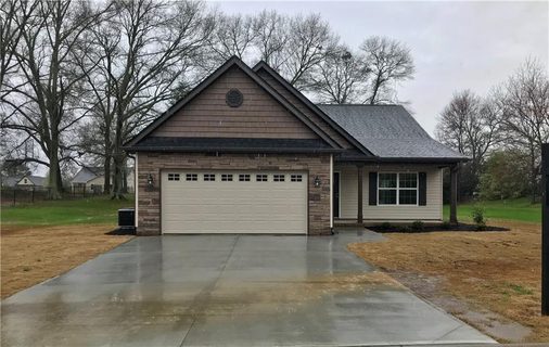 1000 Stoneham Circle