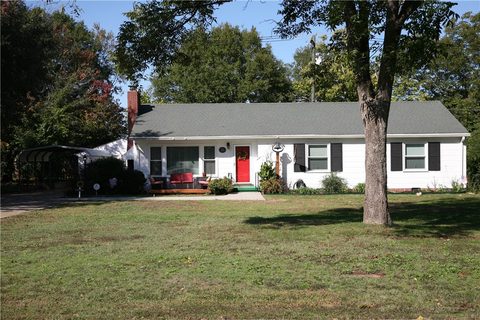214 Bedford Forest Avenue