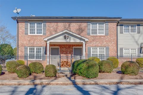 209 Calhoun Street 202