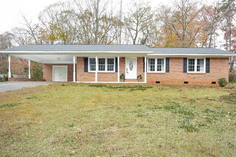 3031 Forest Drive sold home in Enchanted Hills, Seneca, SC