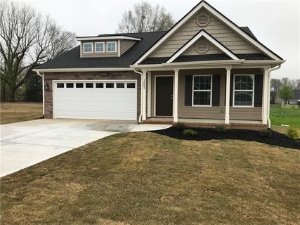 1082 Stoneham Circle