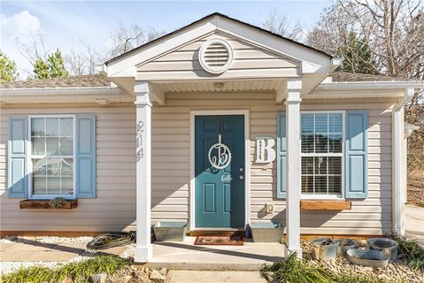 214 Tamarack Drive