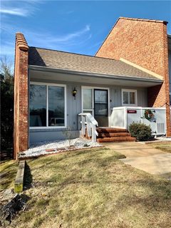 1 Harbor Gate BOAT SLIP INCLUDED sold condo in Harbor Gate, Anderson, SC