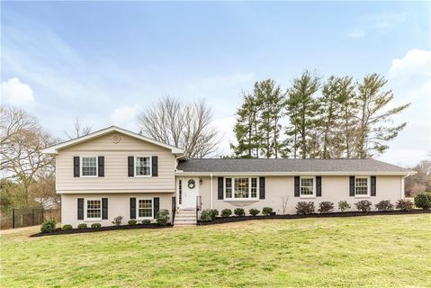 200 Altamont Court