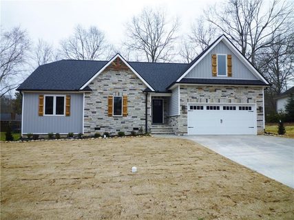 Previously sold for $256,000