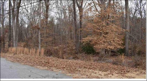 911 Moorehead Drive sold home in Windsor Forest, Anderson, SC