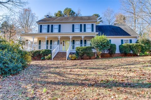 507 Shadow Oaks Drive