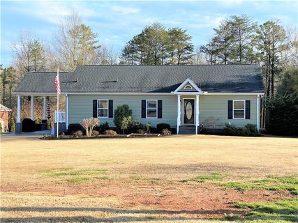 130 Gareloch Lane sold home in Gambrell Point, Anderson, SC