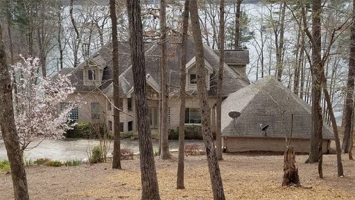 350 E Lakeshore Drive sold home in Northeast Shores, Fair Play, SC