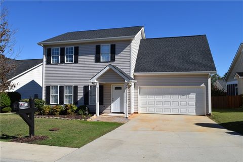 155 Elliott Circle
