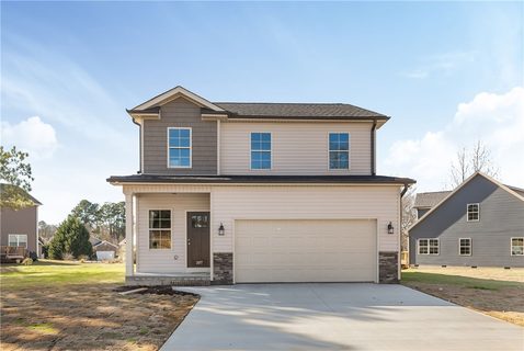 207 Ashwood Lane