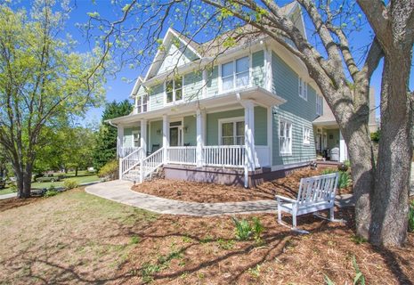 351 Greenhill Drive
