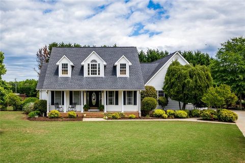 121 Lyndhurst Drive sold home in Lyndhurst Manor, Anderson, SC