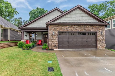 241 Henrydale Drive