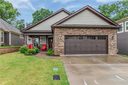 241 Henrydale Drive sold home in Easley, SC