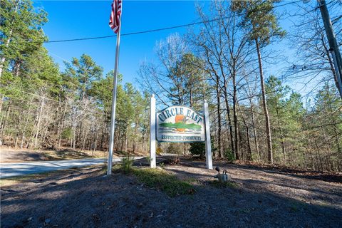 293 Shawnee Trail sold home in Circle East, Toccoa, GA