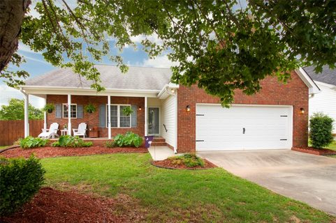 126 Elliott Circle
