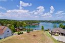207 Oak Stone Drive sold home in West Union, SC