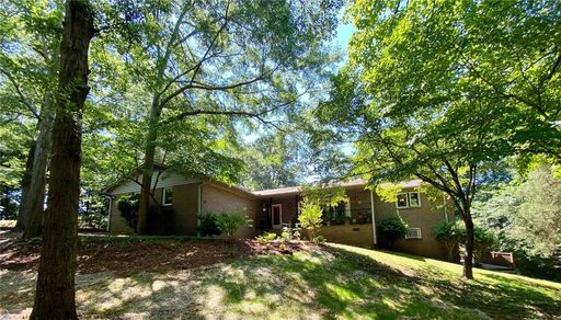 1200 Blue Heron Trail