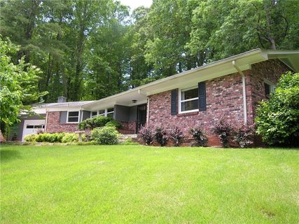302 Woodland Way sold home in Wyatt Estates, Clemson, SC