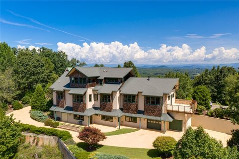 201 Long View Court