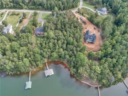 117 Martins Pointe sold home in Martin's Pointe, Seneca, SC