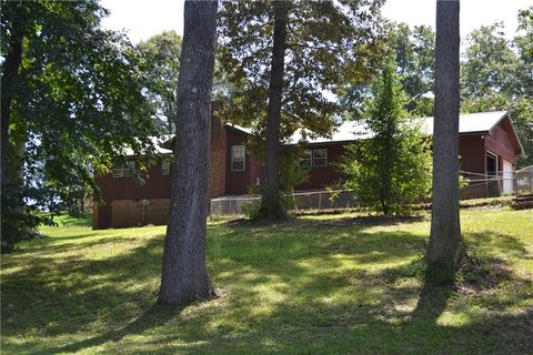 228 Greenland Road