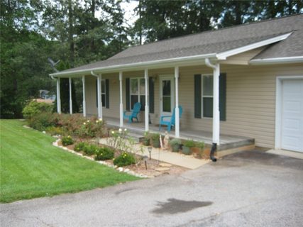 23037 Mcdonald Point sold home in Mcdonald Pointe, Seneca, SC