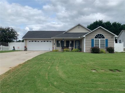 108 Ashwood Lane
