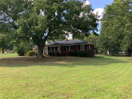615 Ashwood Drive sold home in Laurel Hills, Anderson, SC