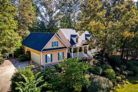 Previously sold for $359,000