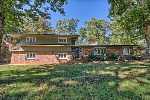 125 Donna Marie Drive sold home in Mountain Lake Estates Ii, Piedmont, SC