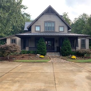 Previously sold for $725,000