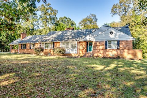113 Dogwood Drive