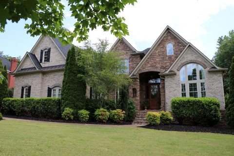 104 Graylyn Court