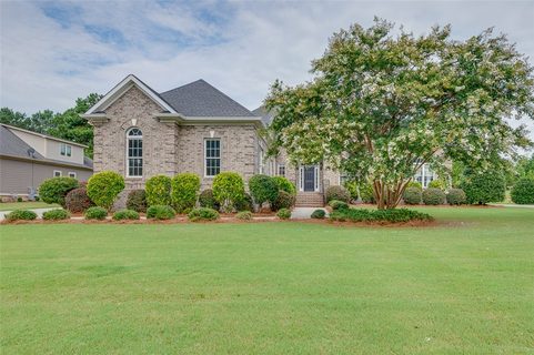 214 Andalusian Trail