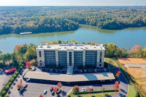 101 Watermarke Lane