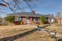 614 S Pine Street sold home in Seneca, SC