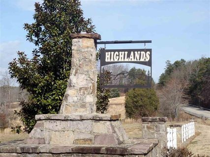 304 Island Drive sold home in Highland Lake Keowee, Six Mile, SC