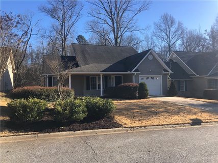 207 Grand Oak Circle