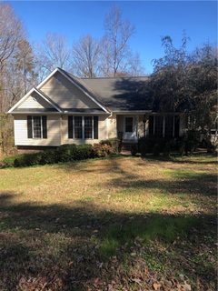 126 Eastview Drive